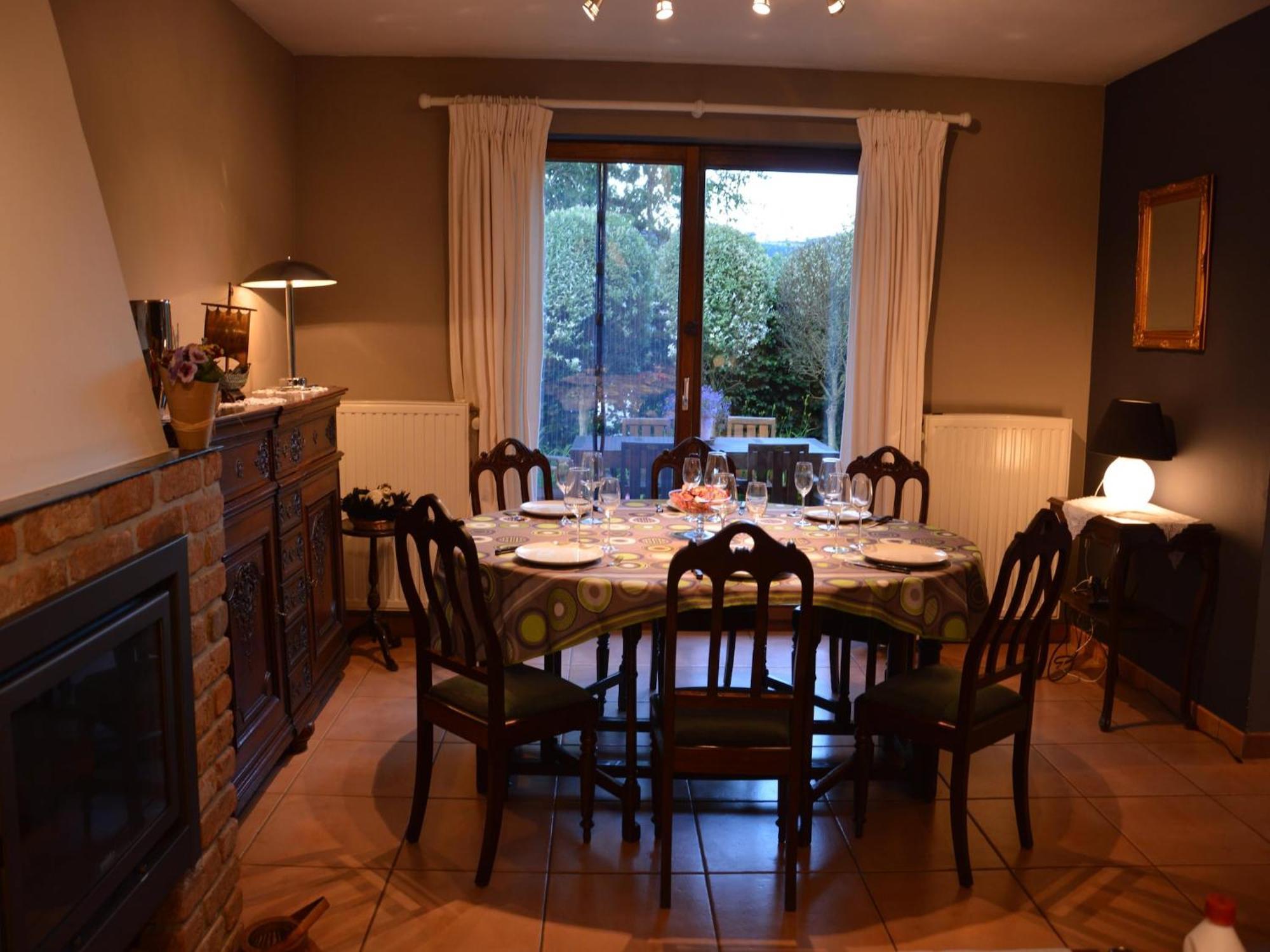 Modern Holiday Home In Stavelot With Fireplace Eksteriør bilde